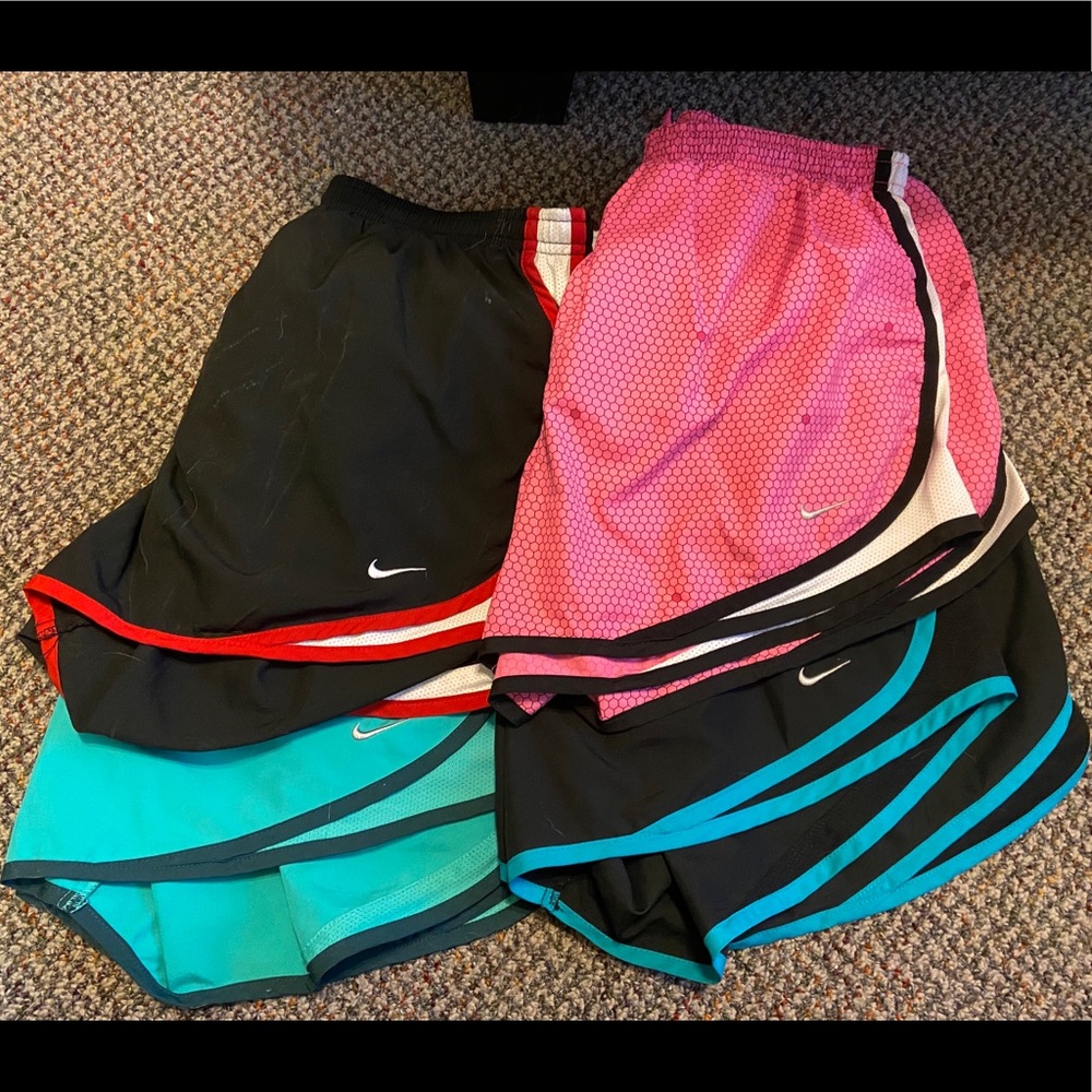Size L Nike Dri-Fit shorts: 4 pack!